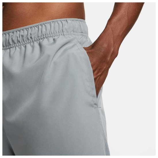Nike Ανδρικό σορτς Challenger Dri-FIT 7'' Brief-Lined Shorts